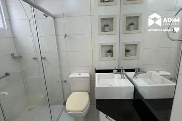 Apartamento para alugar - 110m&sup2; - Meia Praia