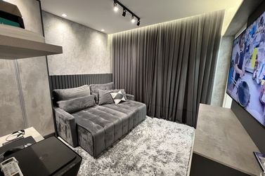 Apartamento &agrave; venda - 137m&sup2; - Meia Praia