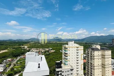 Apartamento &agrave; venda - 116m&sup2; - Meia Praia