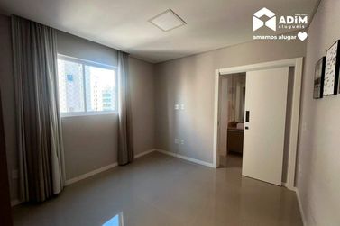 Apartamento para alugar - 120m&sup2; - Centro