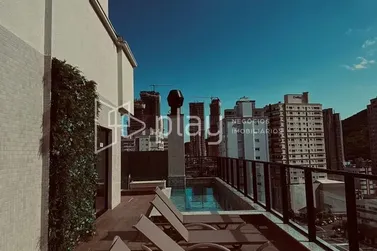 Apartamento &agrave; venda - 110m&sup2; - Centro