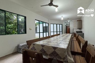 Casa para alugar - 400m&sup2; - Pioneiros