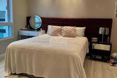 Apartamento &agrave; venda - Meia Praia
