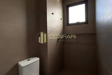 Apartamento &agrave; venda - 198m&sup2; - meia praia
