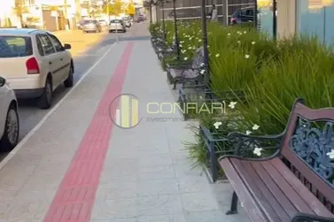 Sala Comercial para alugar - 124m&sup2; - Pereque