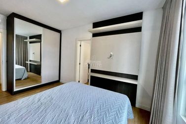 Apartamento &agrave; venda - Meia Praia