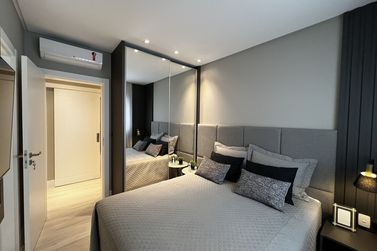 Apartamento &agrave; venda - 148m&sup2; - Meia Praia