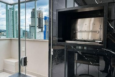 Apartamento &agrave; venda - 220m&sup2; - Centro