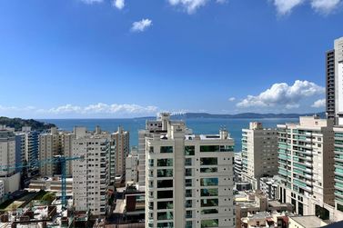Apartamento &agrave; venda - 160m&sup2; - Centro