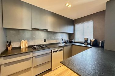 Apartamento &agrave; venda - 240m&sup2; - Meia Praia