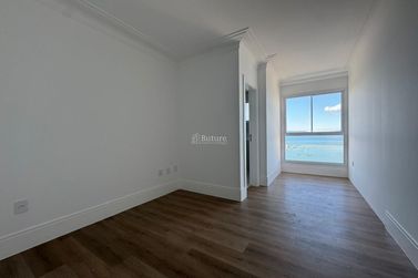 Apartamento &agrave; venda - 190m&sup2; - Centro