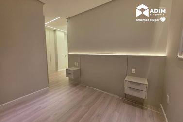Apartamento para alugar - 170m&sup2; - Centro