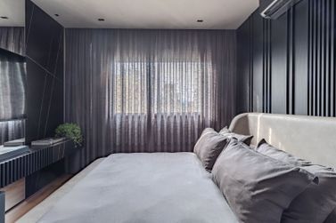 Apartamento &agrave; venda - 134m&sup2; - Meia Praia