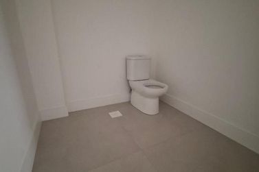 Sala Comercial para alugar - 200m&sup2; - Meia |Praia