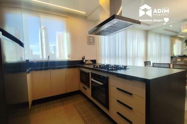 Apartamento para alugar - 143m&sup2; - Centro