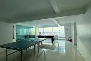 Apartamento &agrave; venda - 123m&sup2; - meia praia