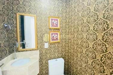 Apartamento &agrave; venda - 128m&sup2; - Meia Praia