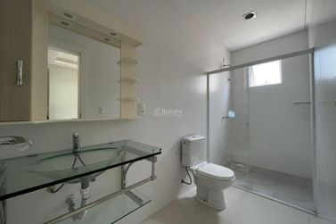 Apartamento &agrave; venda - 228m&sup2; - Meia Praia