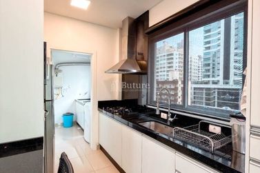 Apartamento &agrave; venda - Meia Praia