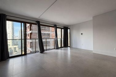 Apartamento &agrave; venda - 138m&sup2; - Centro