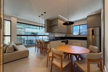 Apartamento &agrave; venda - Meia Praia
