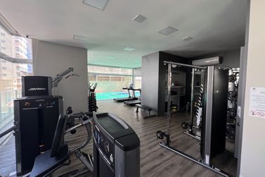 Apartamento &agrave; venda - 145m&sup2; - Meia Praia
