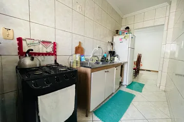 Apartamento &agrave; venda - 60m&sup2; - Meia Praia