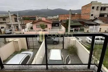 Sobrado &agrave; venda - 67m&sup2; - Morretes