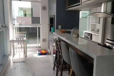 Apartamento &agrave; venda - 202m&sup2; - Meia Praia