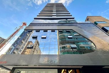 Apartamento &agrave; venda - 120m&sup2; - Andorinha