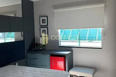 Apartamento &agrave; venda - 140m&sup2; - Meia Praia