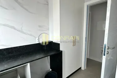 Apartamento para alugar - 118m&sup2; - meia praia