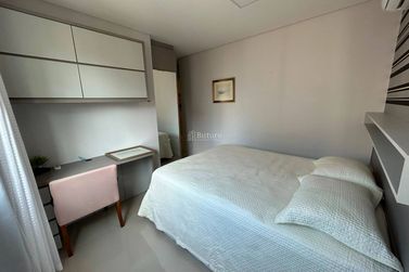 Apartamento &agrave; venda - Meia Praia