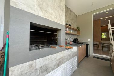 Casa &agrave; venda - 360m&sup2; - Centro