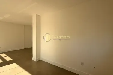 Apartamento &agrave; venda - 103m&sup2; - Meia Praia