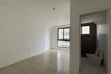 Apartamento &agrave; venda - 206m&sup2; - Meia Praia