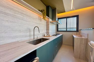 Apartamento &agrave; venda - 264m&sup2; - Meia Praia