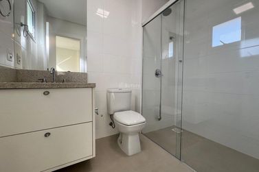 Apartamento &agrave; venda - 138m&sup2; - Centro
