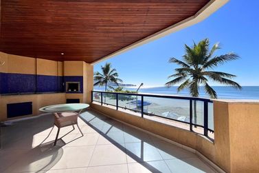 Apartamento &agrave; venda - 170m&sup2; - Meia Praia