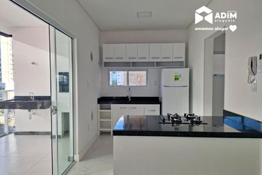 Apartamento para alugar - 135m&sup2; - Centro