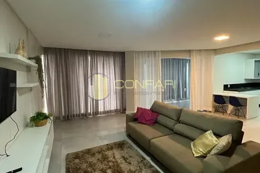 Apartamento para alugar - 180m&sup2; - Meia praia