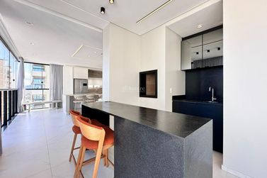 Apartamento &agrave; venda - 1382m&sup2; - Meia Praia