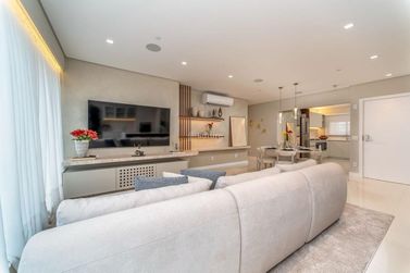 Apartamento &agrave; venda - 171m&sup2; - Centro