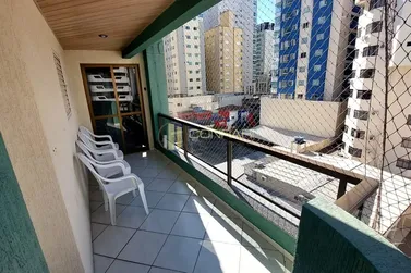 Apartamento para alugar - 163m&sup2; - meia praia