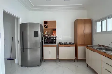 Apartamento &agrave; venda - 160m&sup2; - Meia Praia