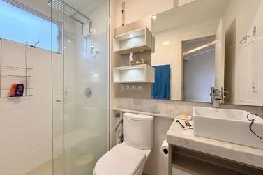 Apartamento &agrave; venda - 202m&sup2; - Meia Praia
