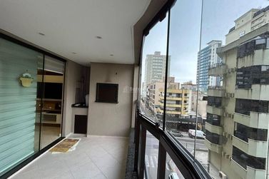 Apartamento &agrave; venda - 159m&sup2; - Meia Praia