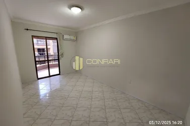 Apartamento &agrave; venda - 117m&sup2; - Meia Praia