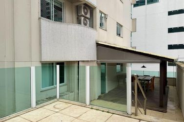 Apartamento &agrave; venda - 227m&sup2; - Centro