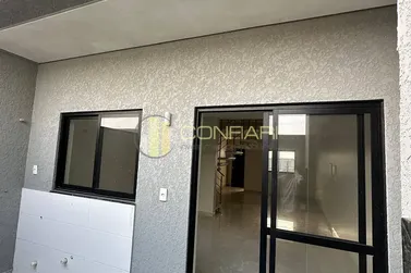 Sobrado &agrave; venda - 167m&sup2; - Morretes